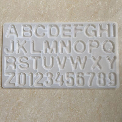 Alphabet With Hole Keychain 34x19cm 7mm Depth Silicone Mould