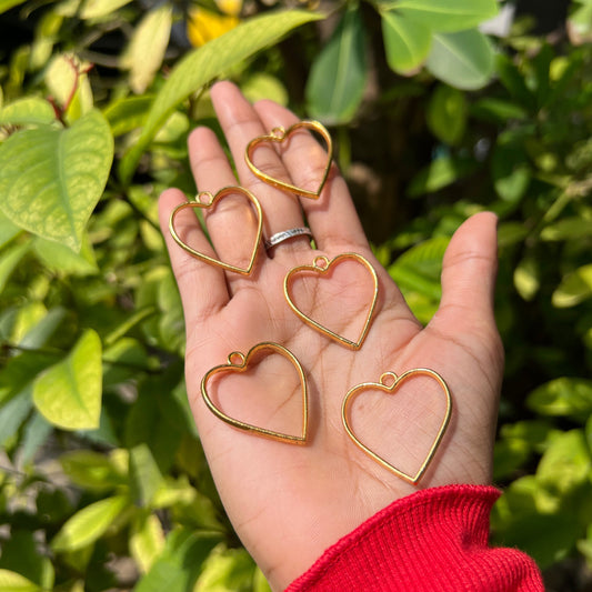 Heart Shape Metal Pendant Frame (Set of 5) - Golden