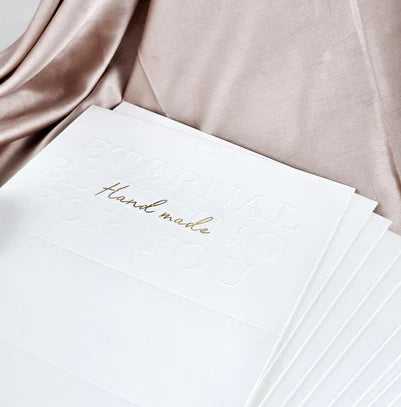 Folding Paper Box With Ribbon (White)
